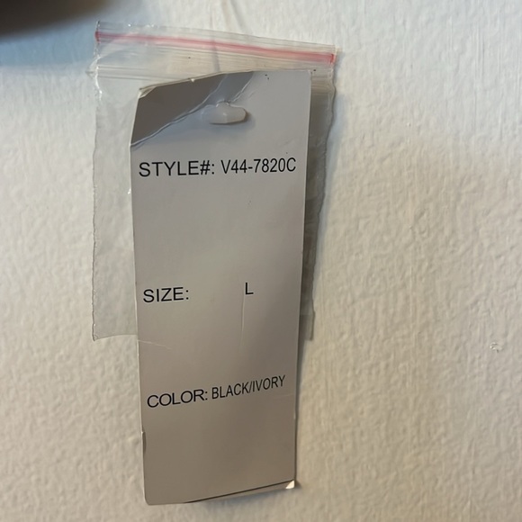 Finity Black/White rhinestone embellished button up V neck cardigan NWT - Picture 3 of 6